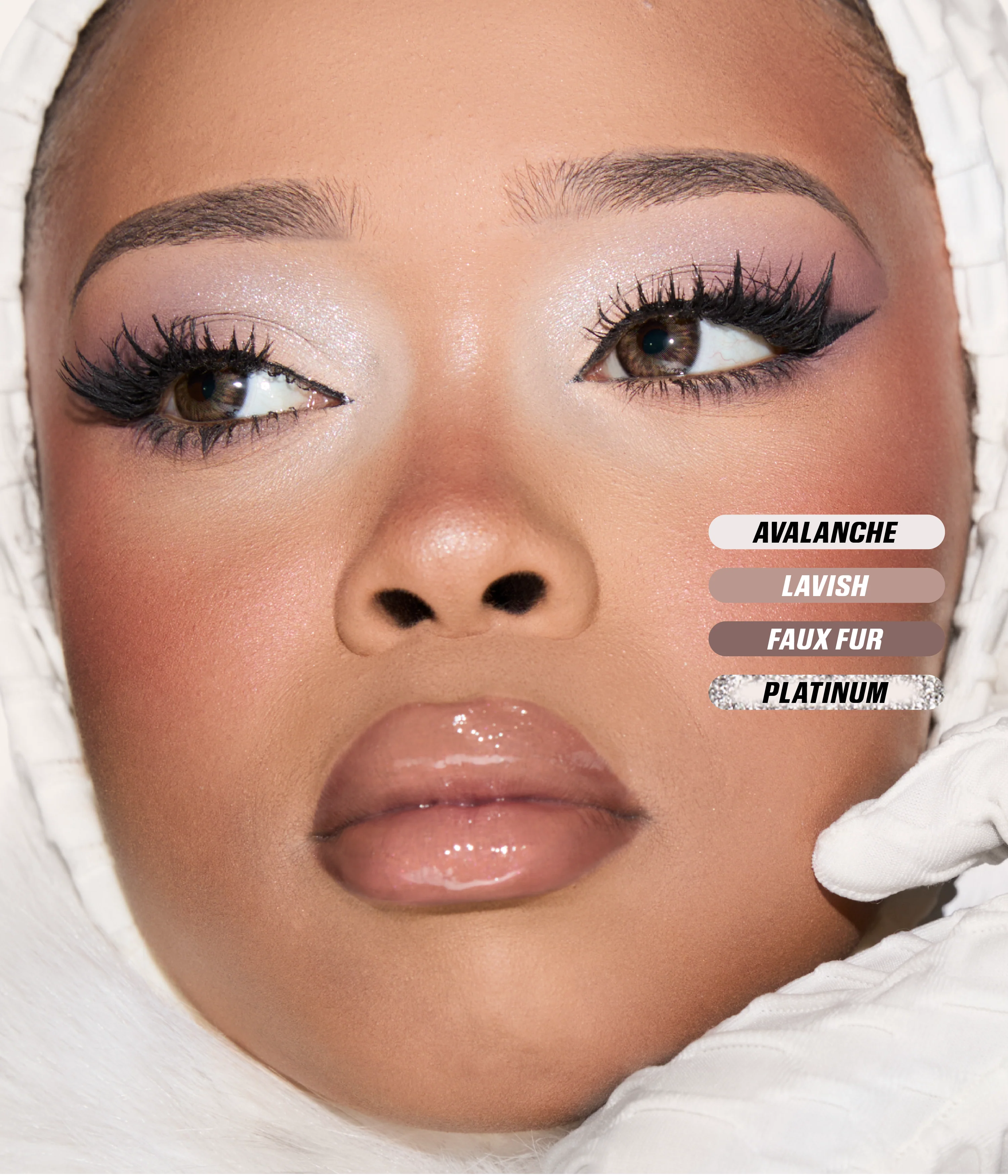 huda-beauty-icy-nude-eyeshadow-palette-lidschattenpalette image 4