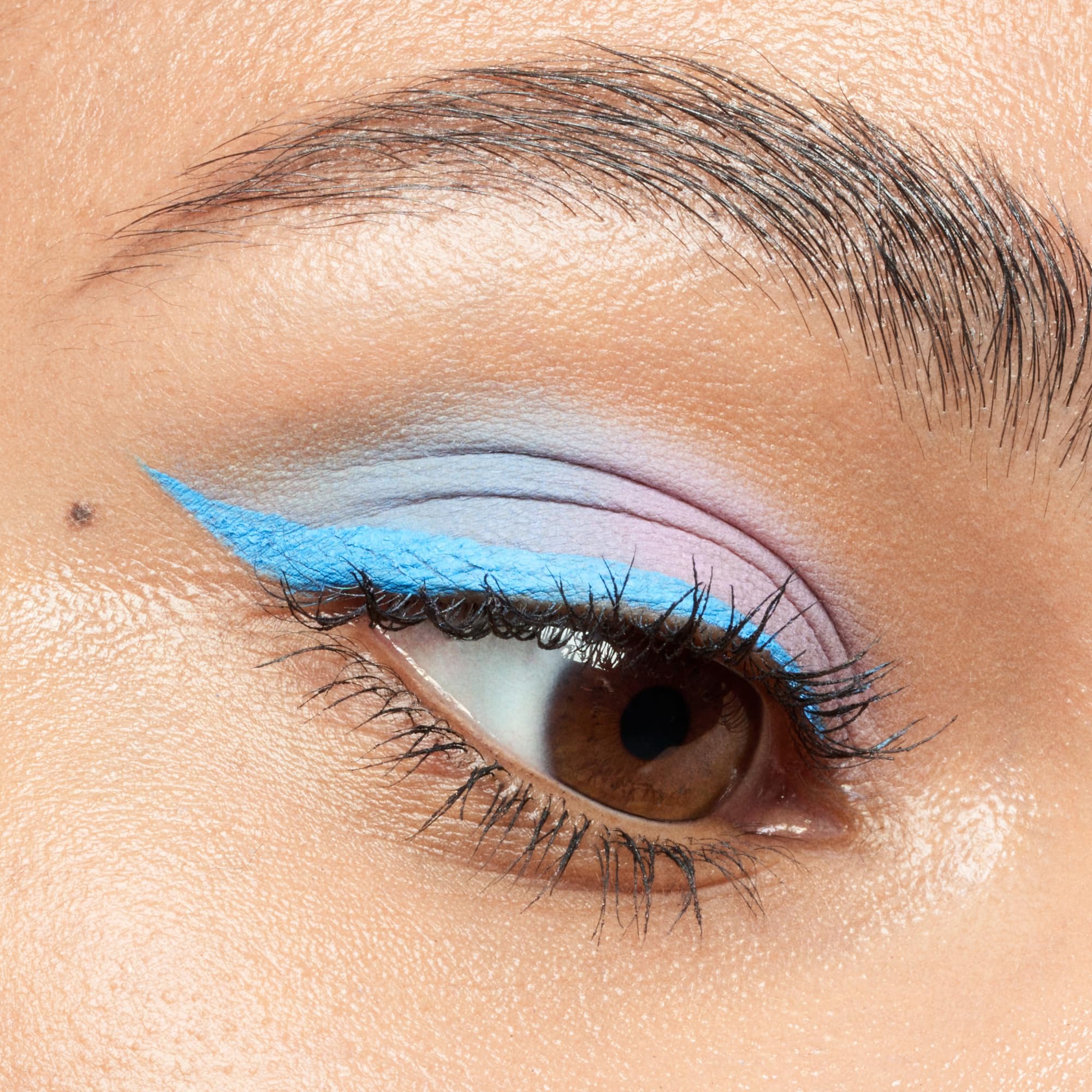 catrice-brow-fix-soap-stick-transparent-010-1-g-fixierend image 5