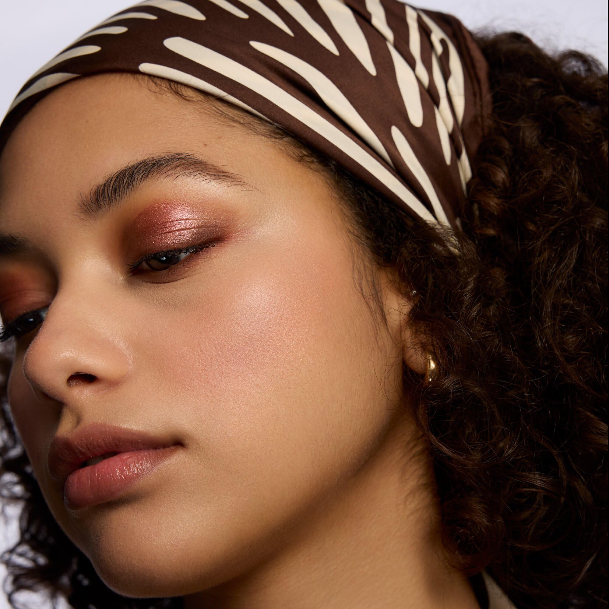 catrice-cozy-glow-eye-cheek-palette-rouge-lidschatten-10g image 6