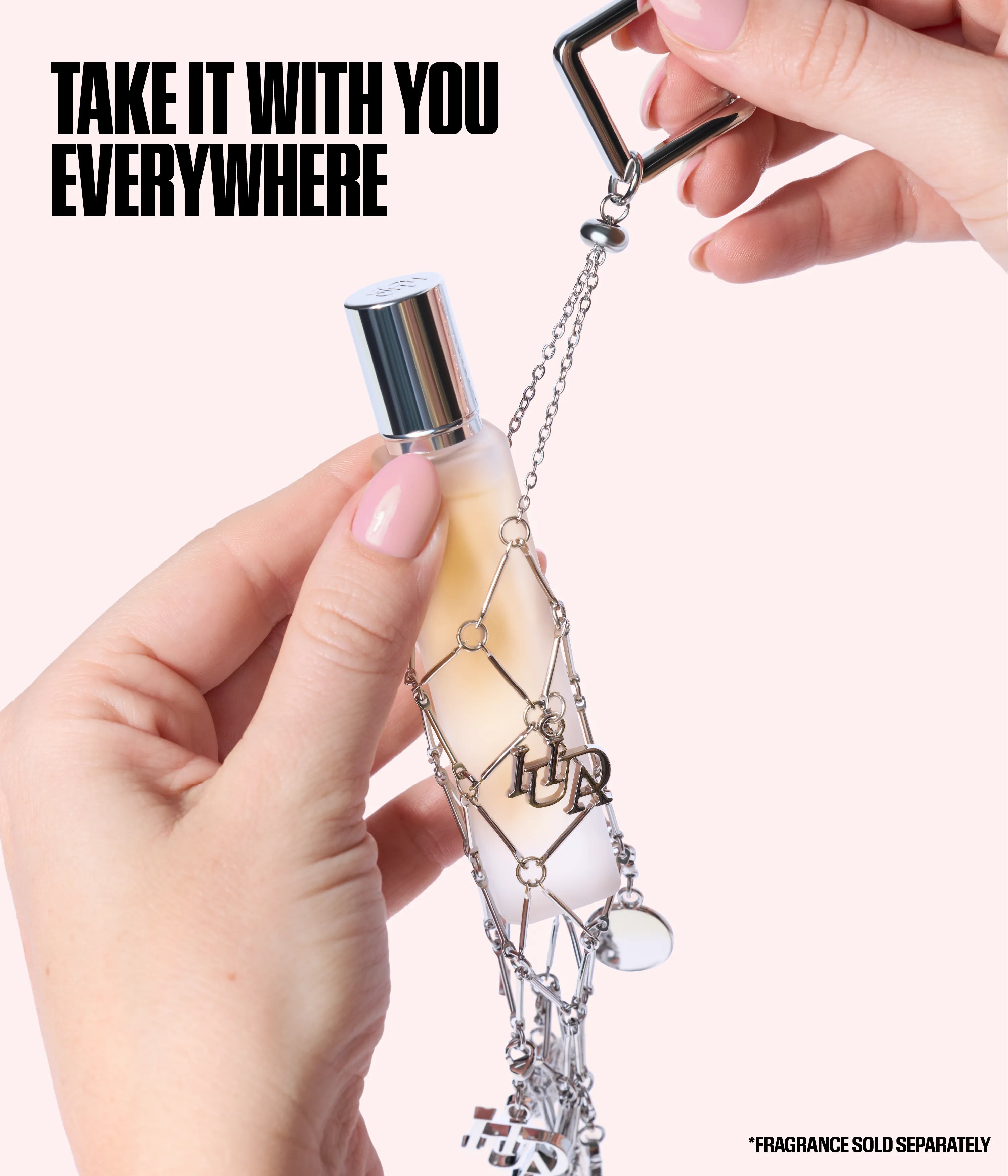 huda-beauty-travel-spray-zerst-uber-mit-charms-reise image 2