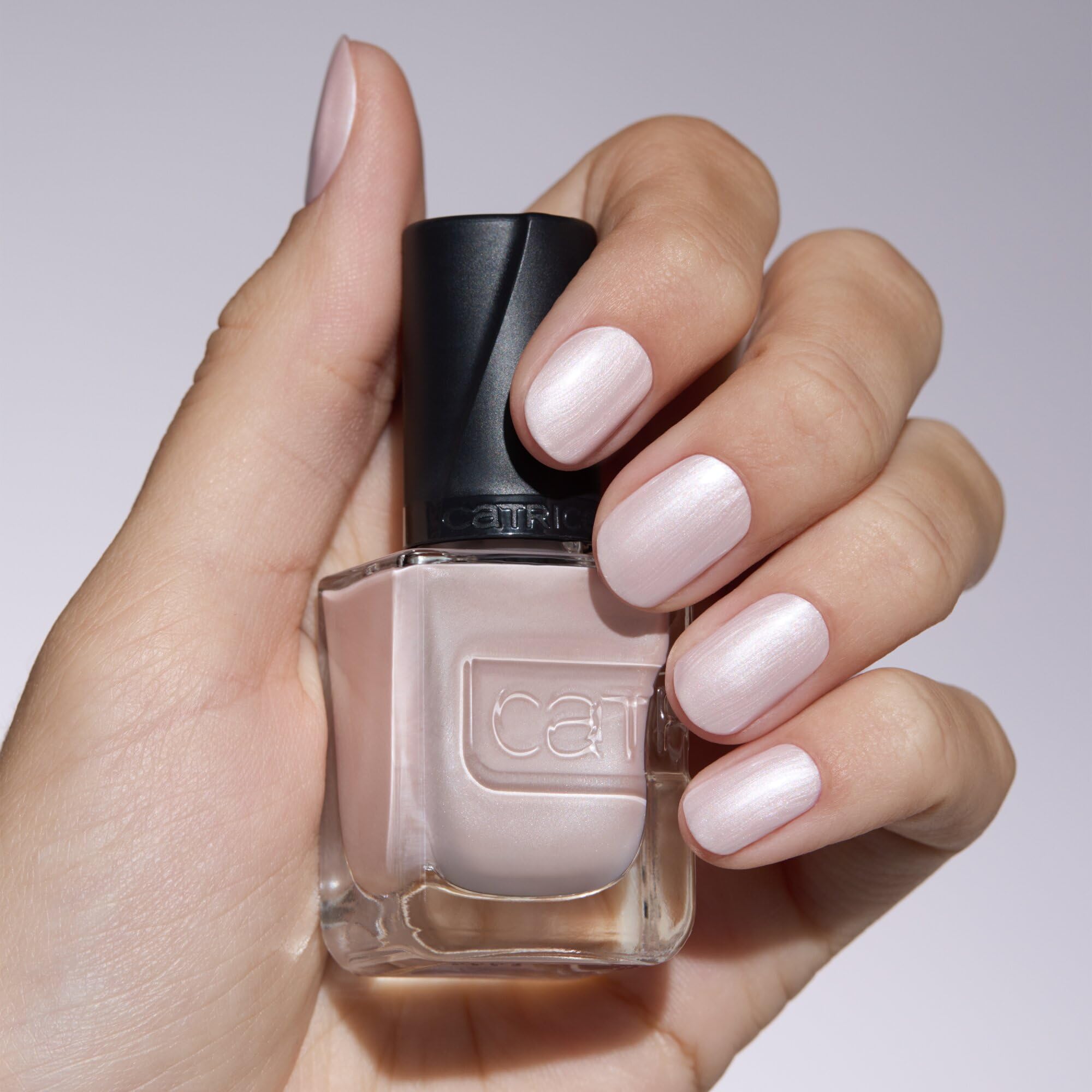 catrice-gel-affair-nagellack-002-dancing-in-ballet-shoes-10-5-ml image 4