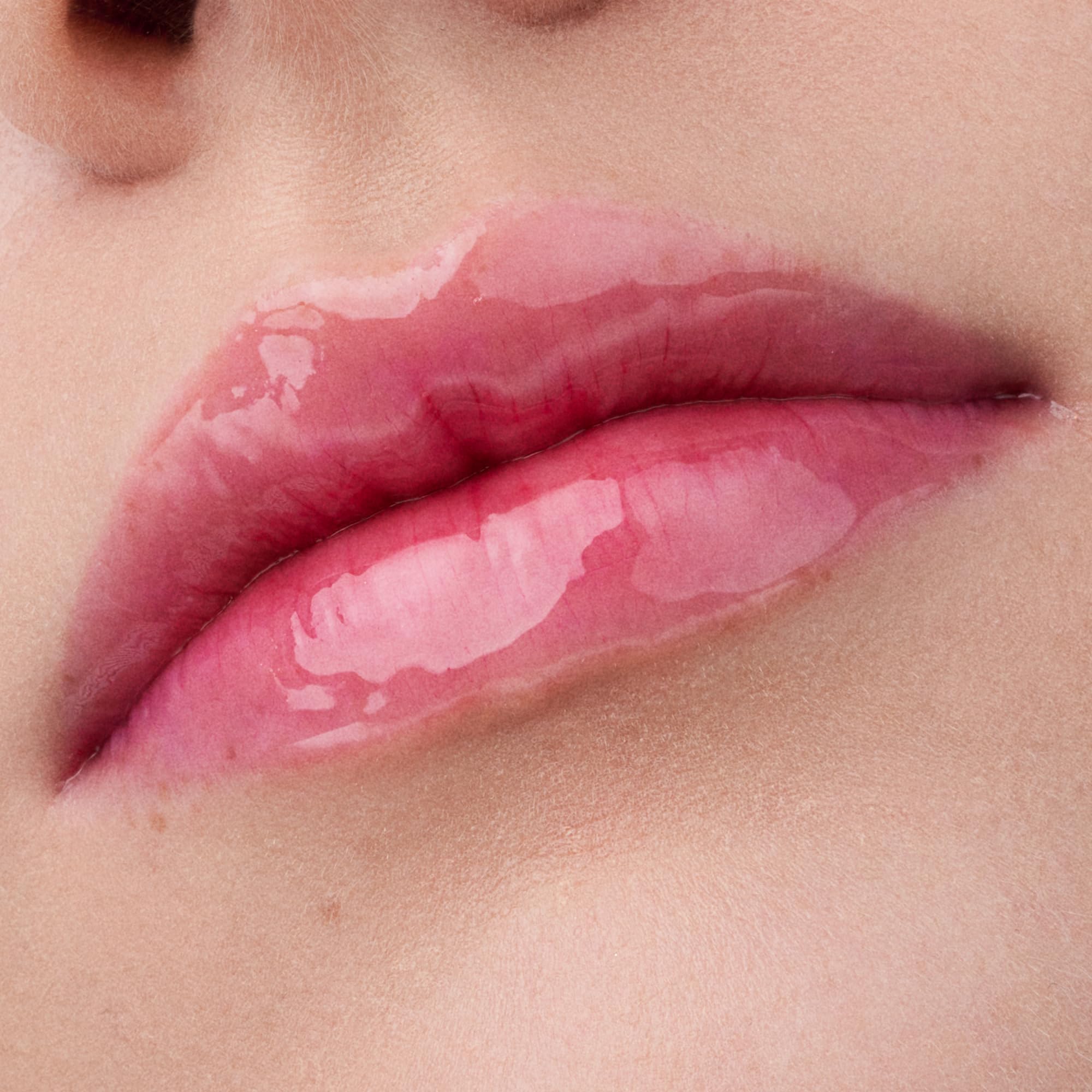 catrice-glossin-glow-lip-oil-010-keep-it-juicy-4-ml image 3