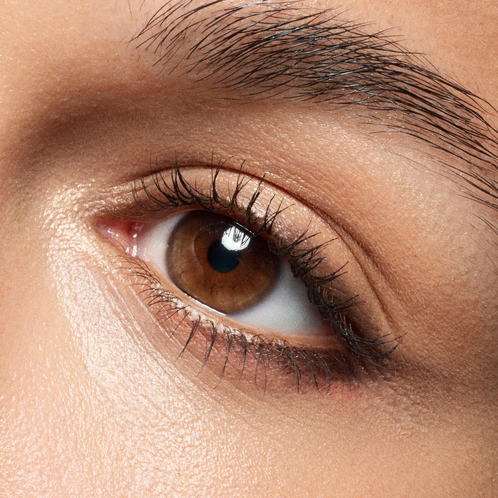 catrice-pure-false-lash-beyond-black-mascara-010-10ml image 7