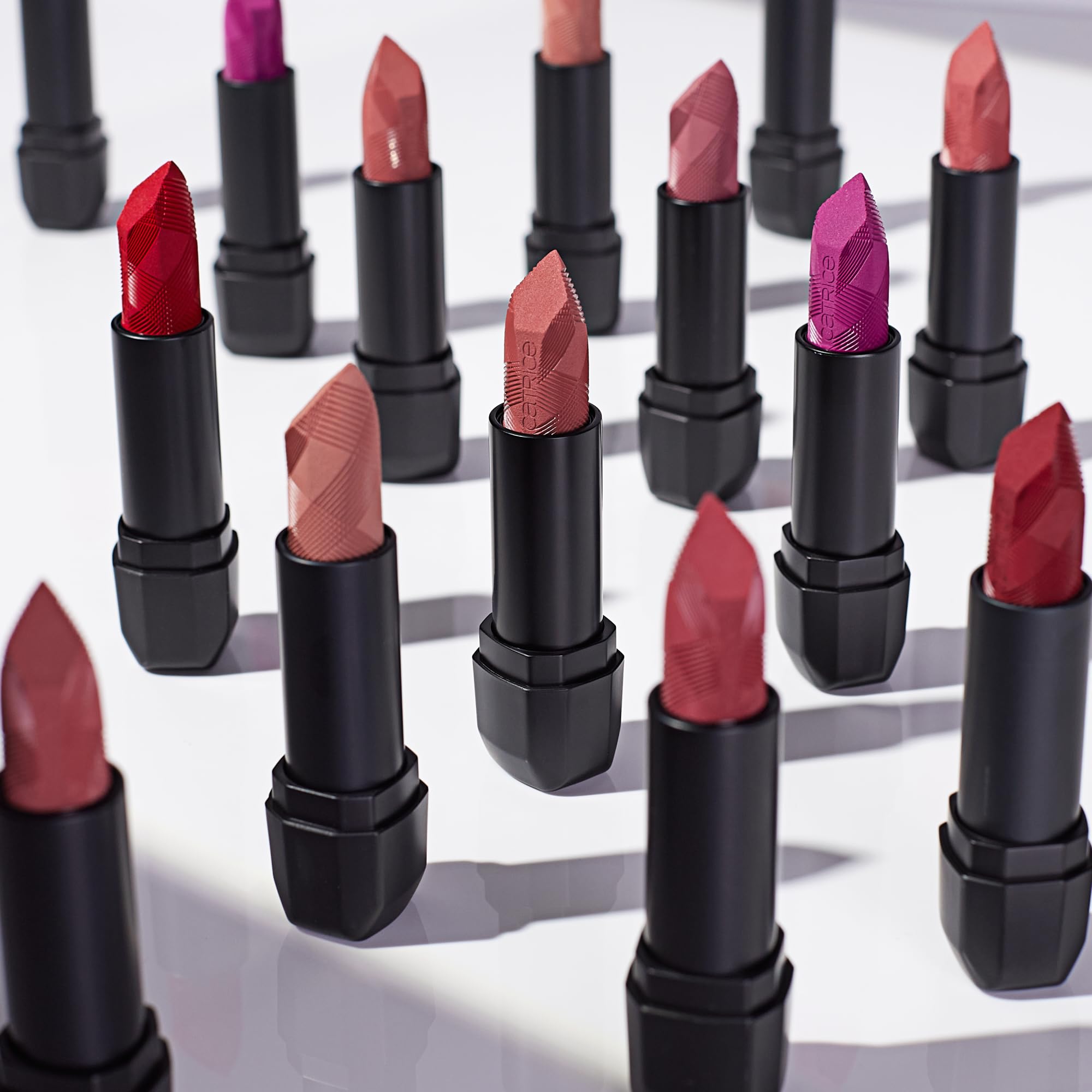 catrice-scandalous-matte-lipstick-010-plain-truth-nude-3-5-g image 7