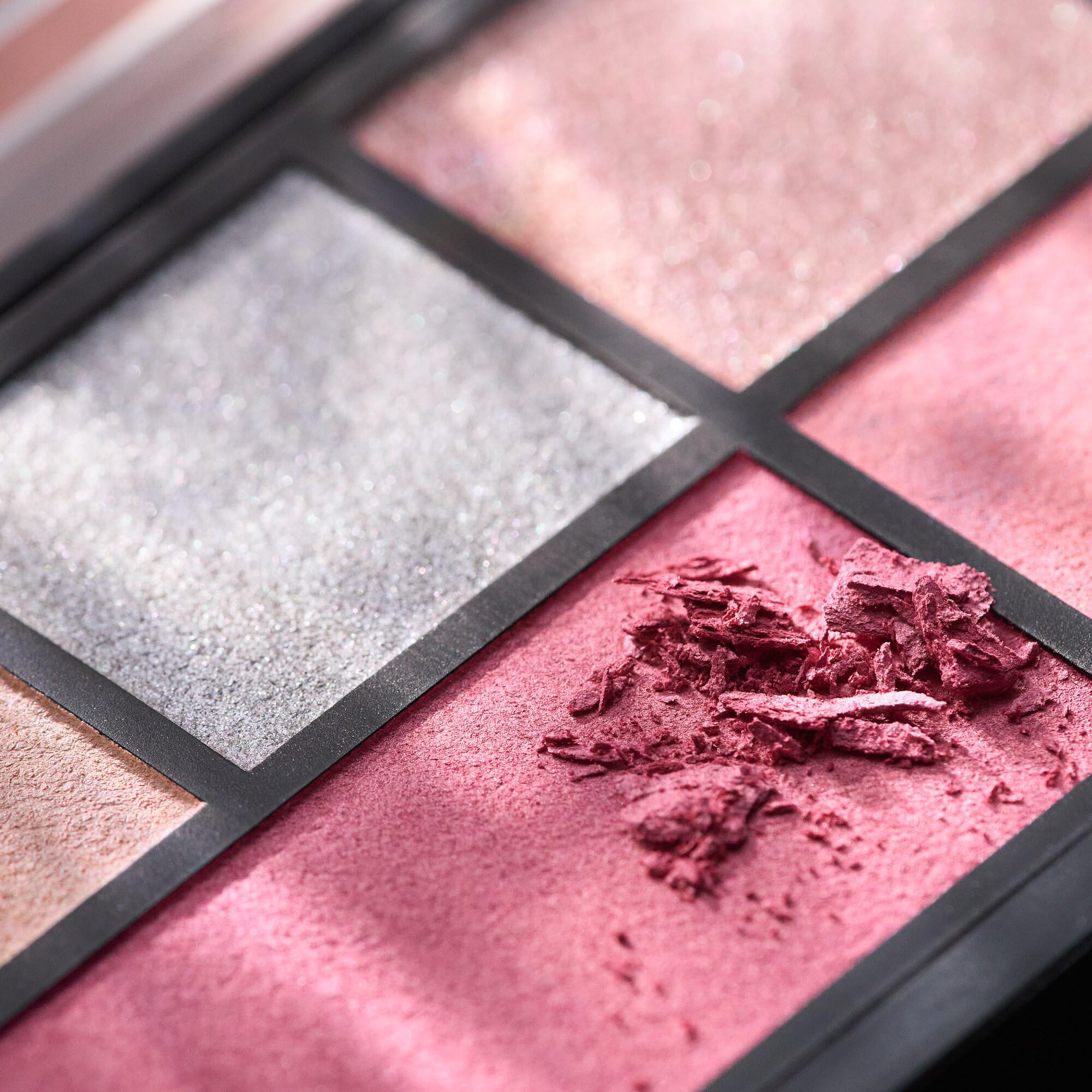 catrice-the-soft-peony-eyeshadow-palette-pink-9-g image 8