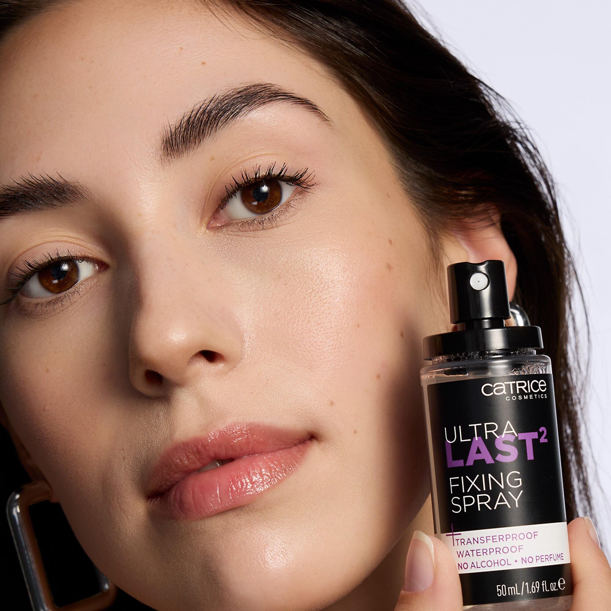 catrice-ultra-last2-fixing-spray-50ml-transparent-fixierend image 4