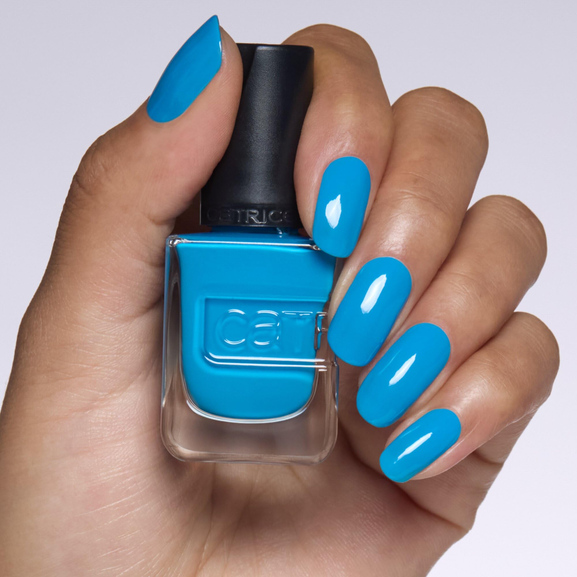 catrice-gel-affair-028-nagellack-10-5-ml-hellblau image 5