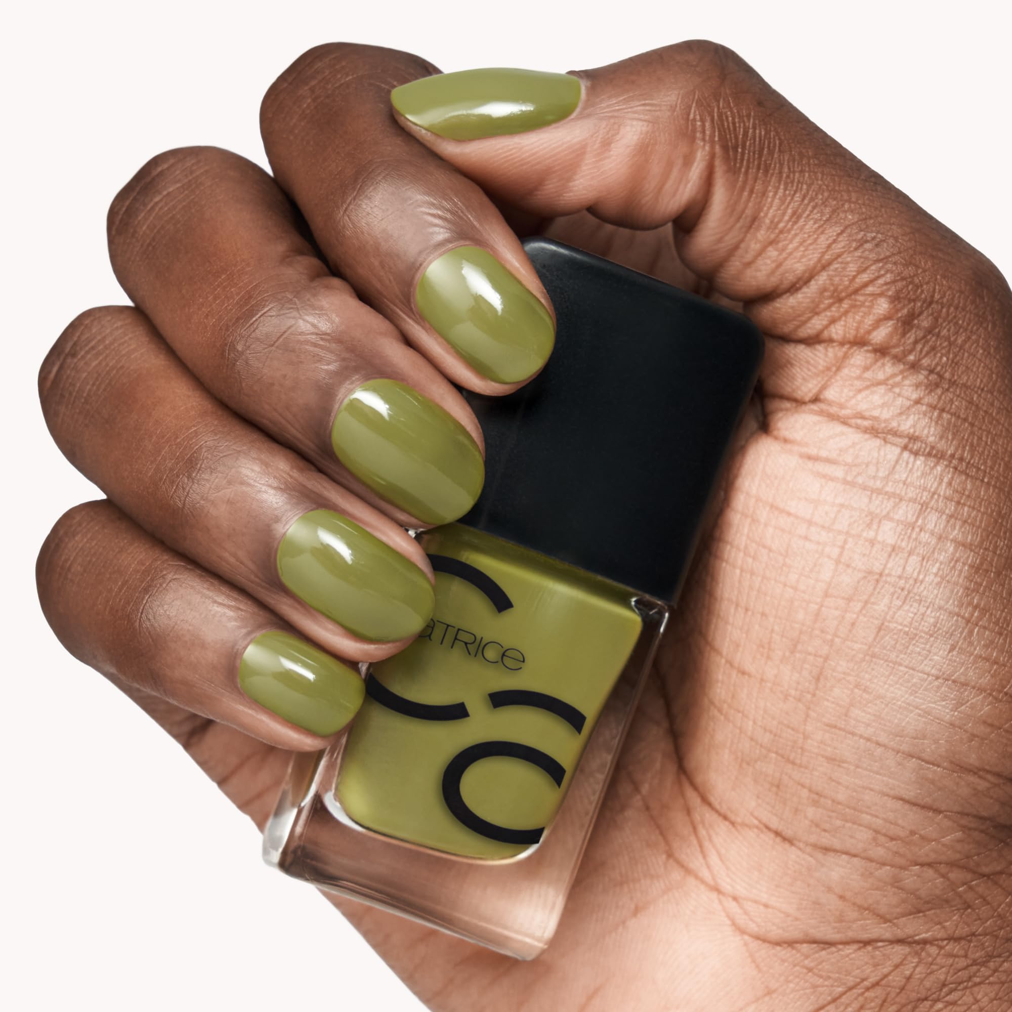 catrice-iconails-gel-lacquer-176-gel-nagellack-olivgr-n-10-5ml image 4