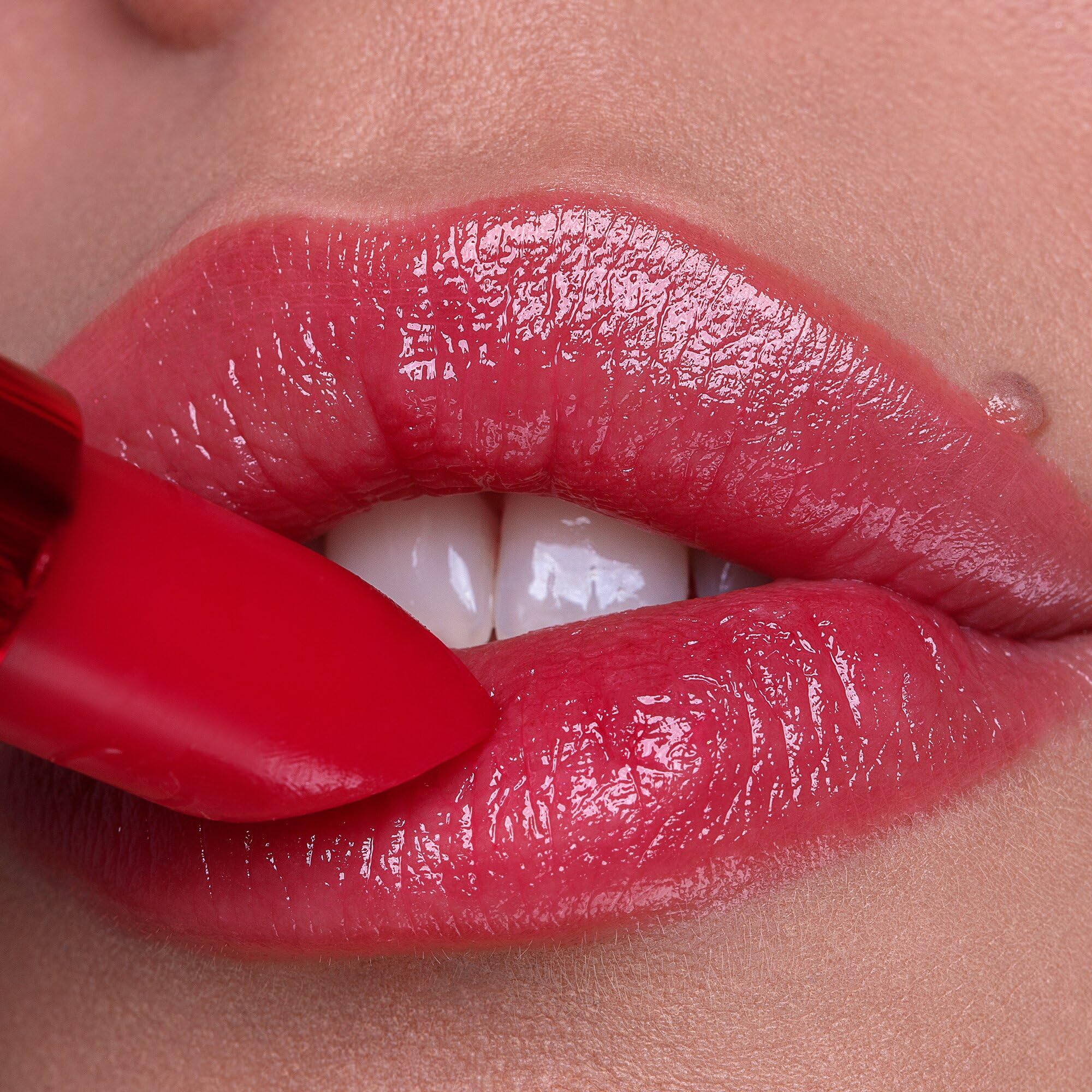 catrice-wild-hibiscus-glow-lip-balm-010-pflegend-3-5g image 7