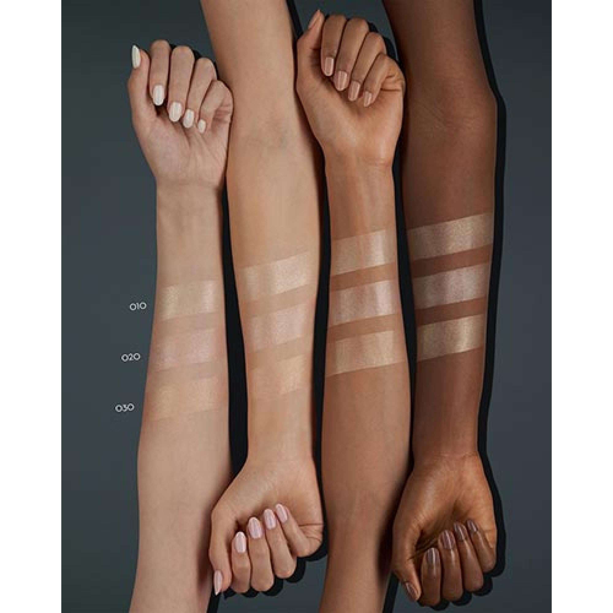catrice-more-than-glow-highlighter-020-rose-5-9-g-schimmernd image 6