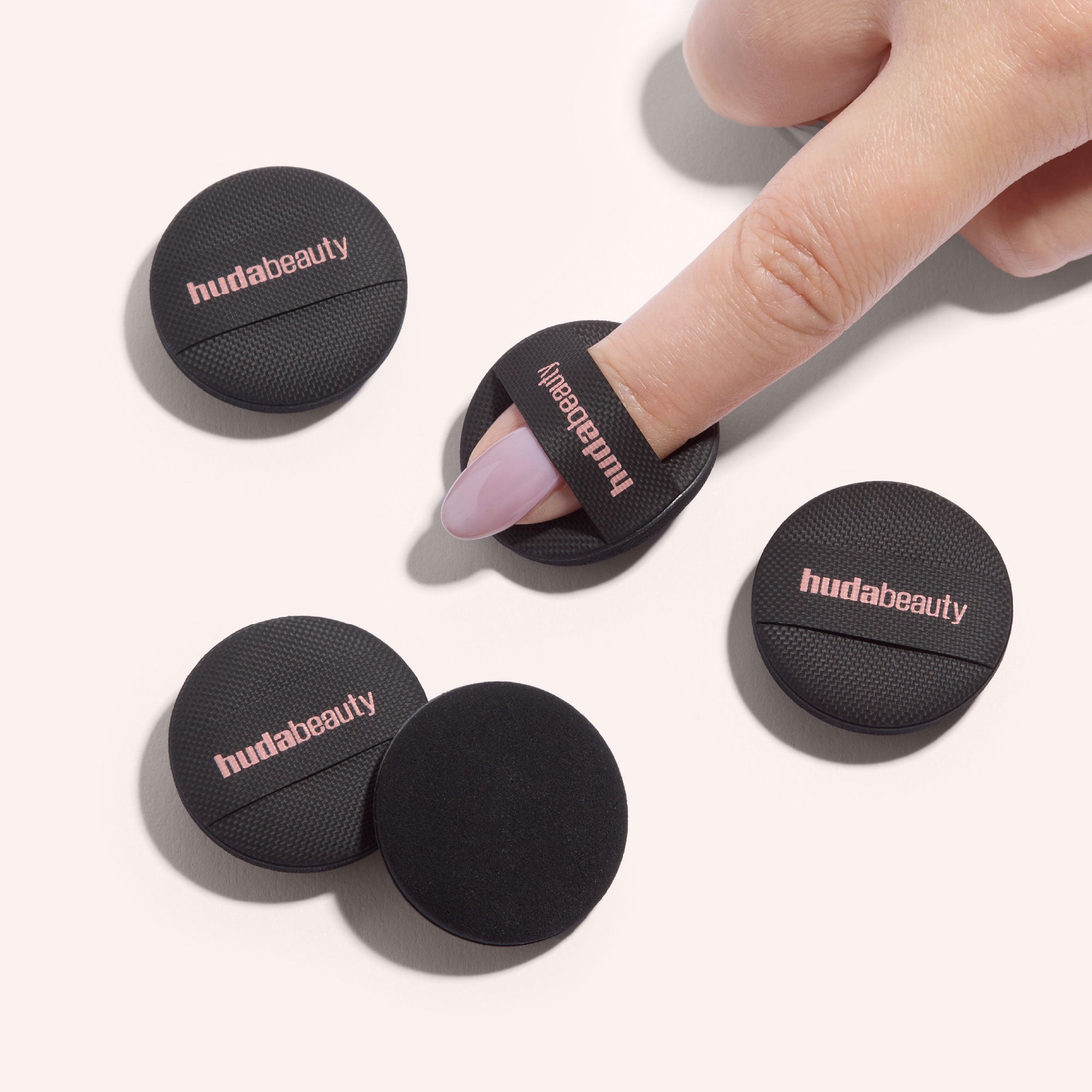 huda-beauty-easy-bake-mini-schwamm-set-2-teilig image 2