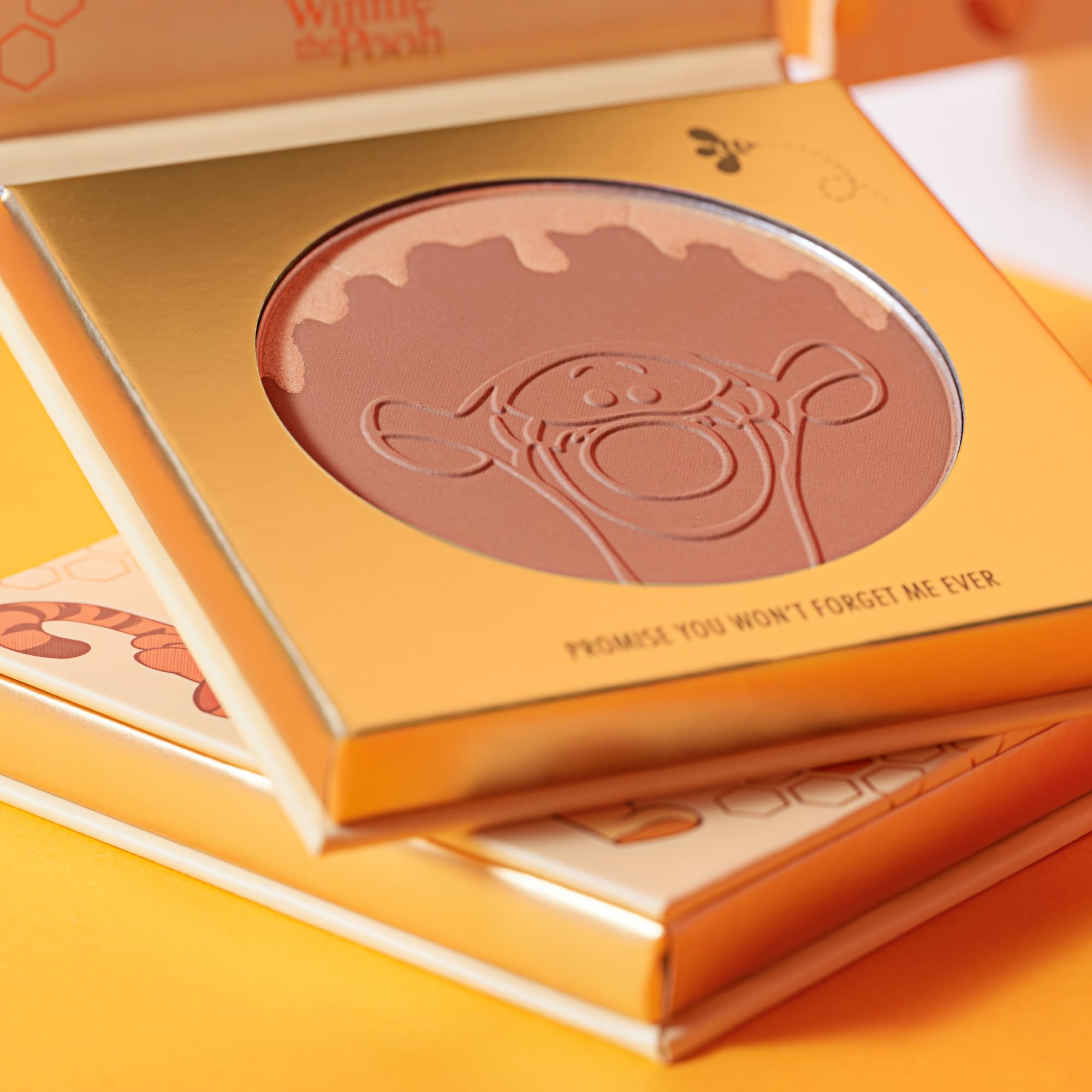 catrice-winnie-pooh-soft-glow-bronzer-020-9-g image 3