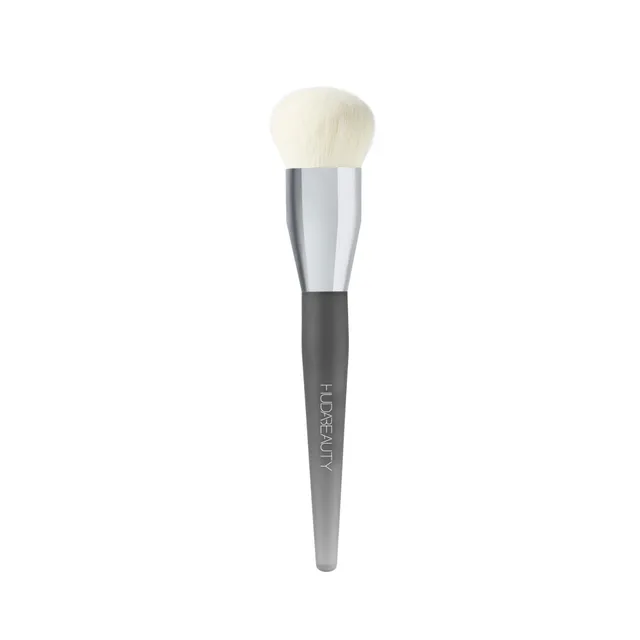 huda-beauty-easy-blur-base-brush-foundation-pinsel image 1