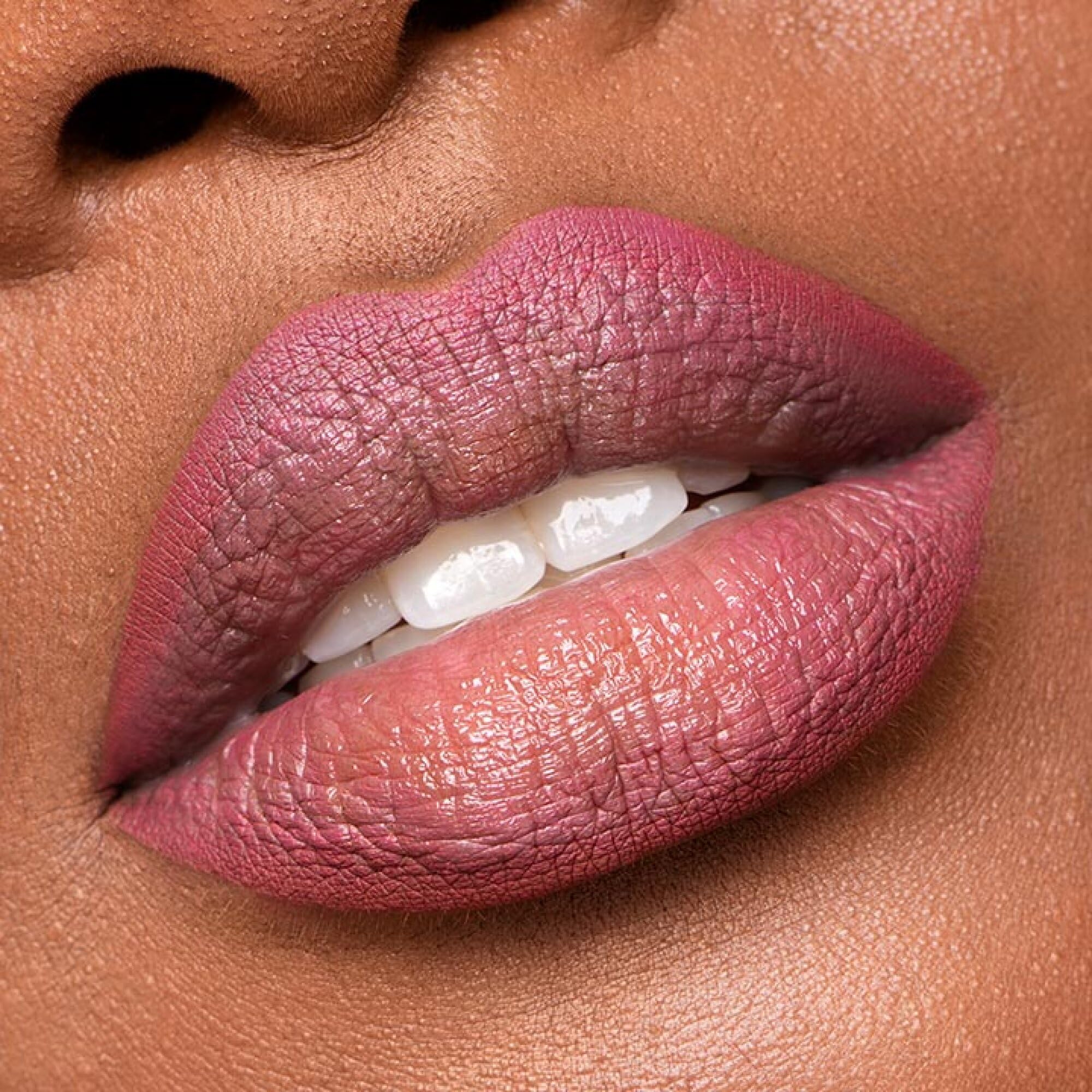 catrice-plumping-lip-liner-lipliner-090-the-wild-one-wasserfest image 7