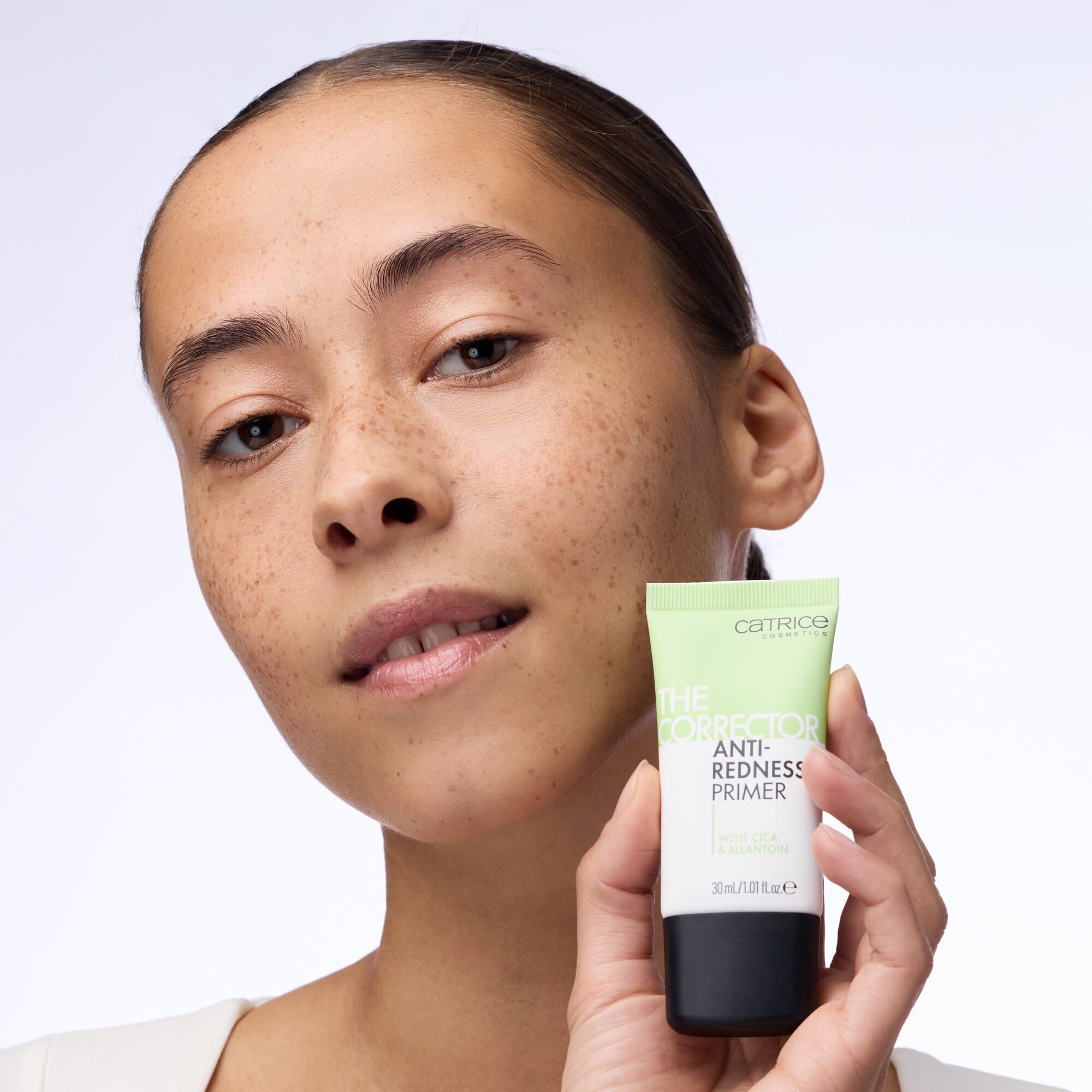 catrice-the-corrector-anti-redness-primer-gr-n-30ml image 4