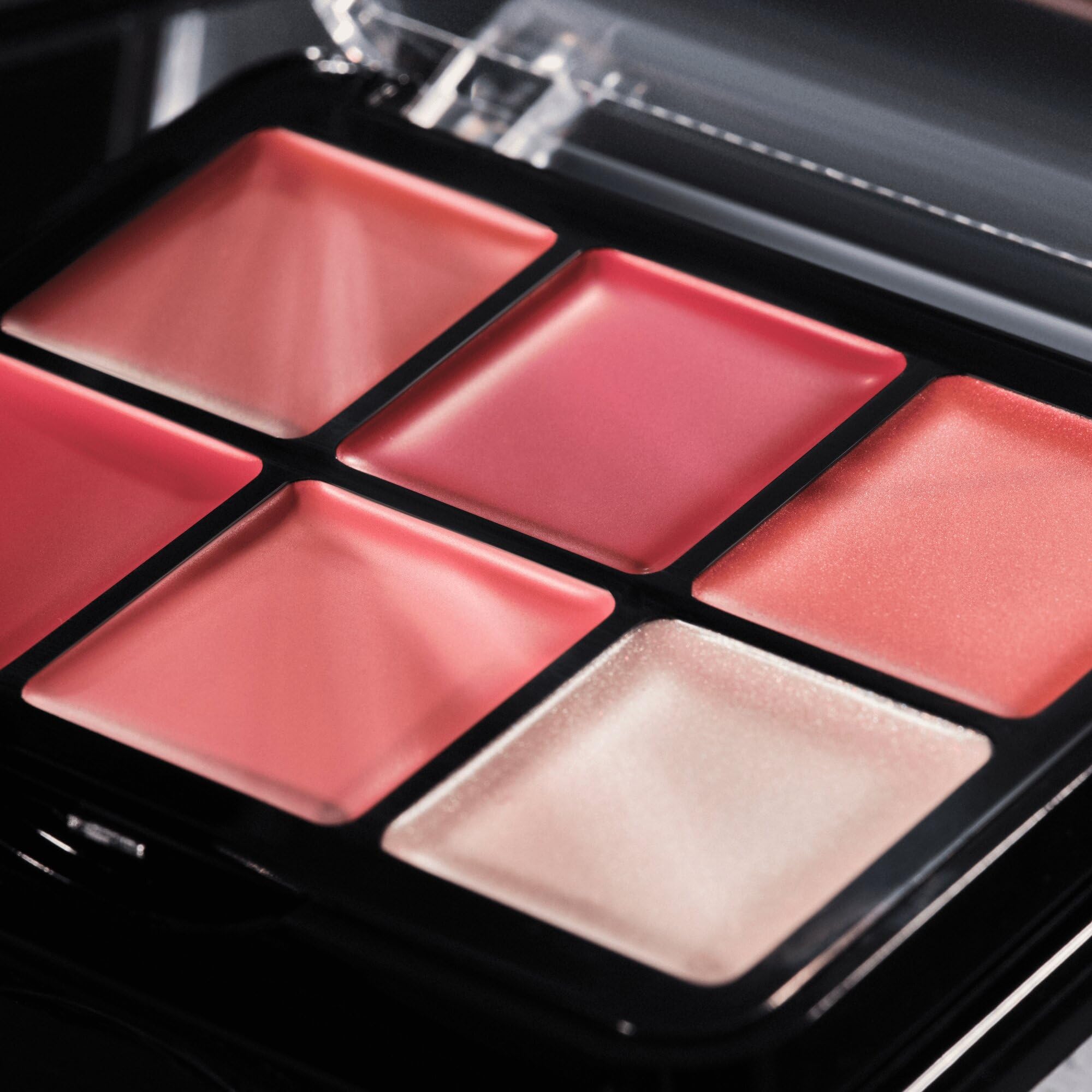 catrice-blur-balm-blush-palette-010-rouge-6-farbig-6g-strahlend image 7