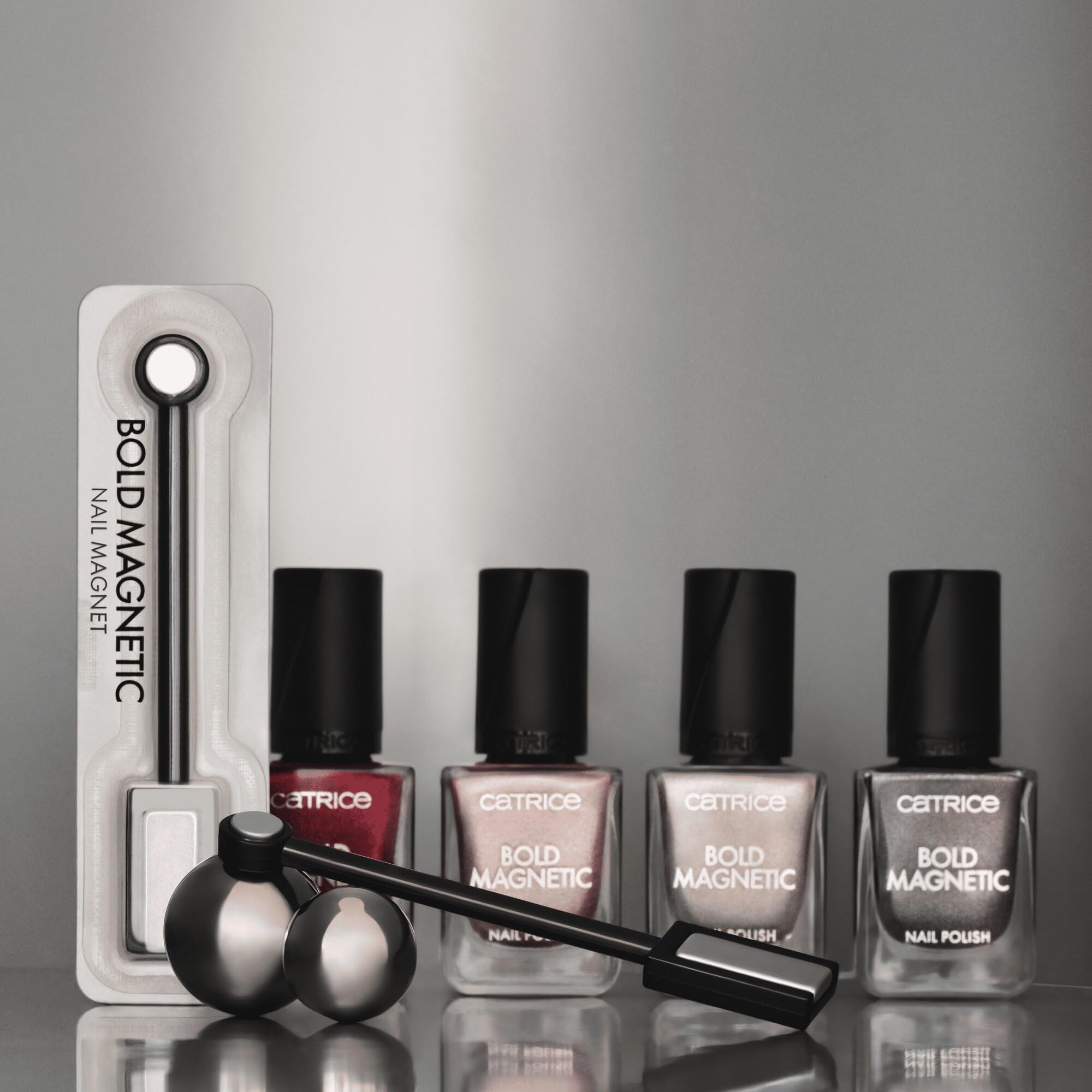 catrice-bold-magnetic-nail-magnet-nageldesign-tool-1-st-ck image 4