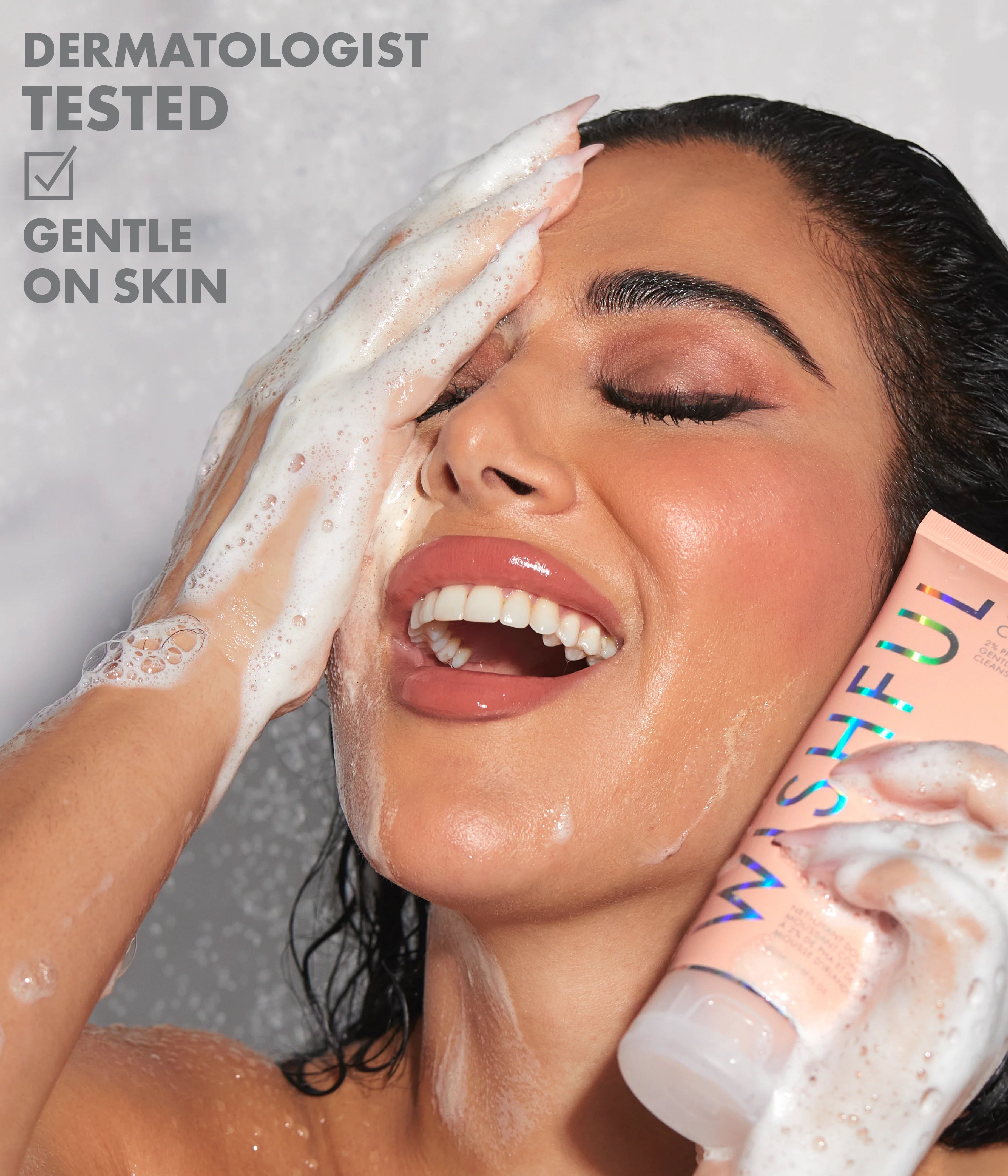 huda-beauty-water-jelly-get-clean-2-pha-cleanser-full-size image 6