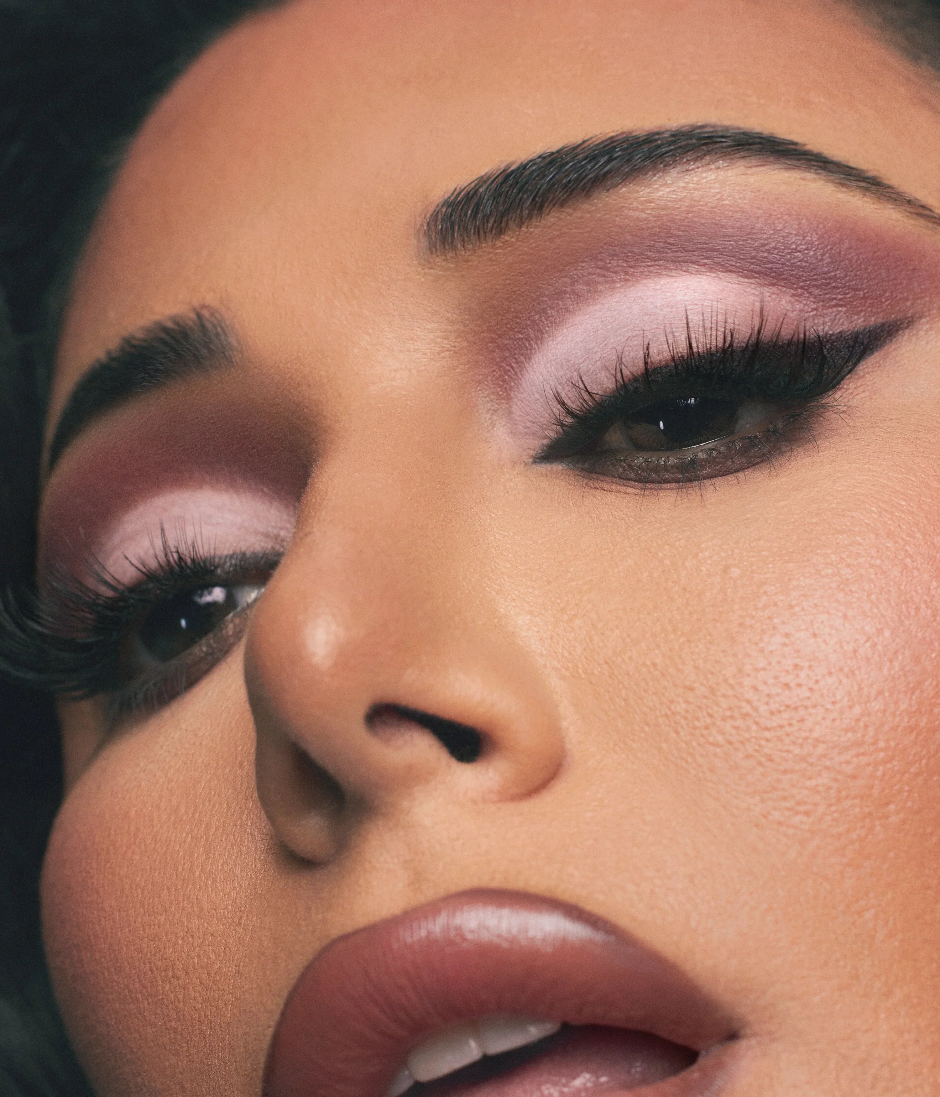 huda-beauty-matte-obsessions-lidschatten-palette-cool-matt image 2