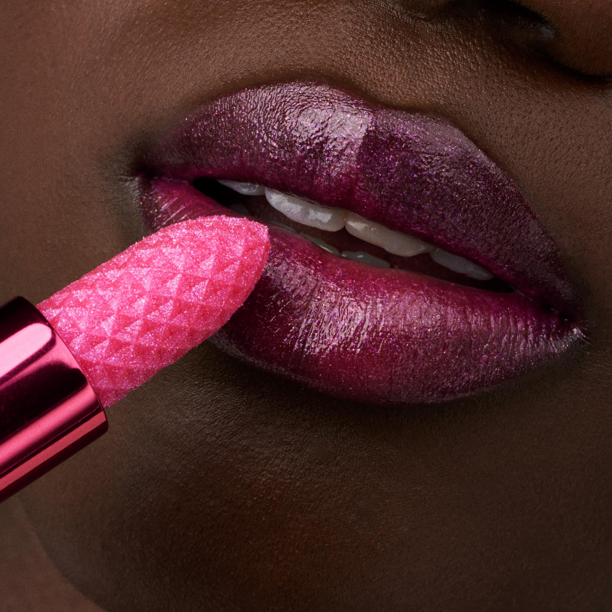 catrice-glitter-glam-glow-lip-balm-010-pink-3-2-g image 6