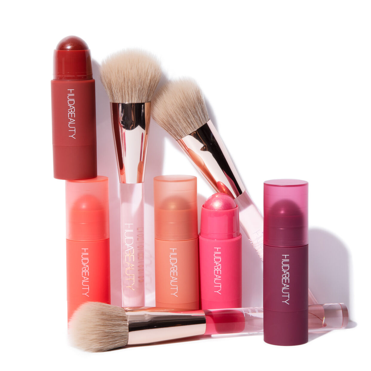 huda-beauty-blush-filter-cheeky-tint-blush-stick-pinsel image 6